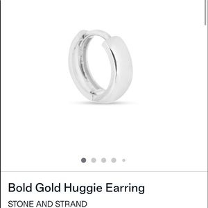 Stone and Strand 14k white gold huggie earring(s)